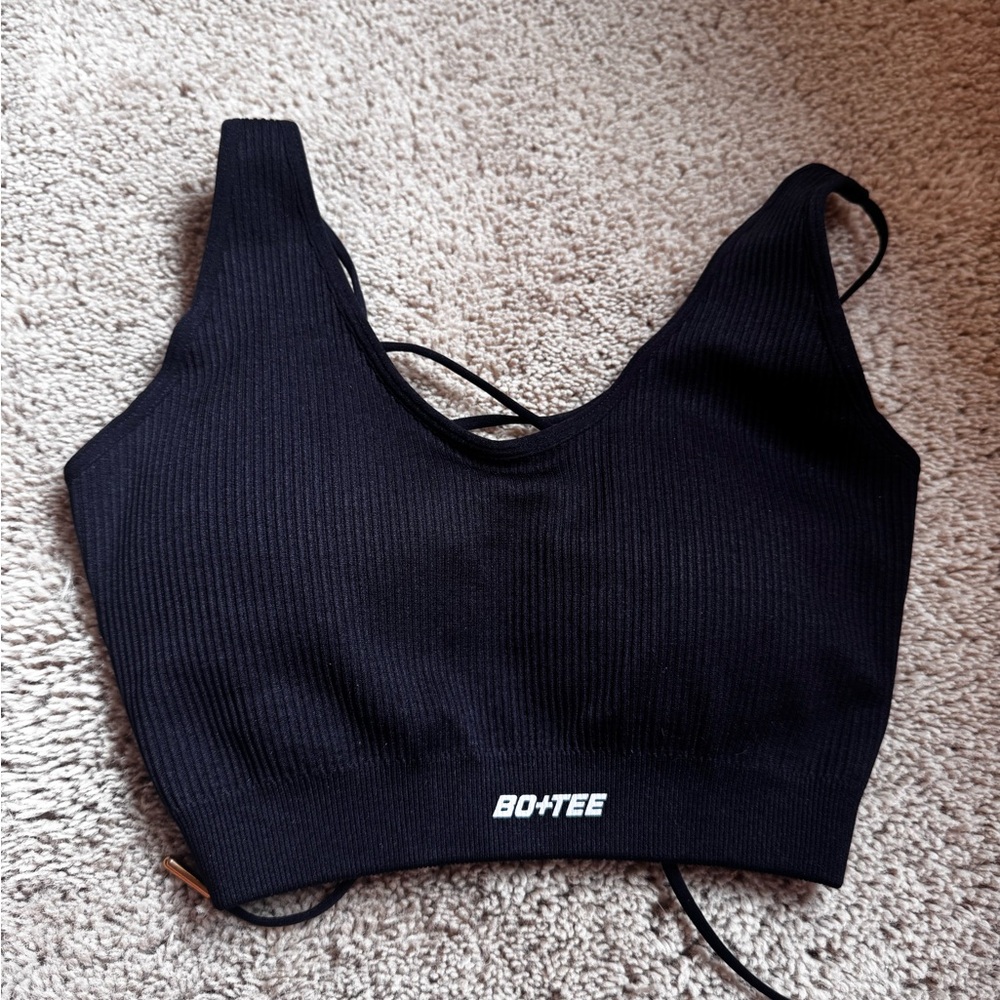 Black Ribbed Crop Top by Bo+Tee